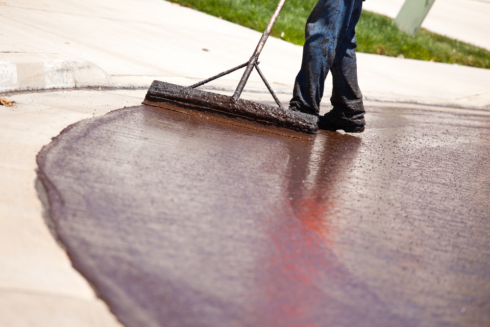 Signs it's Time to Find an Asphalt Contractor